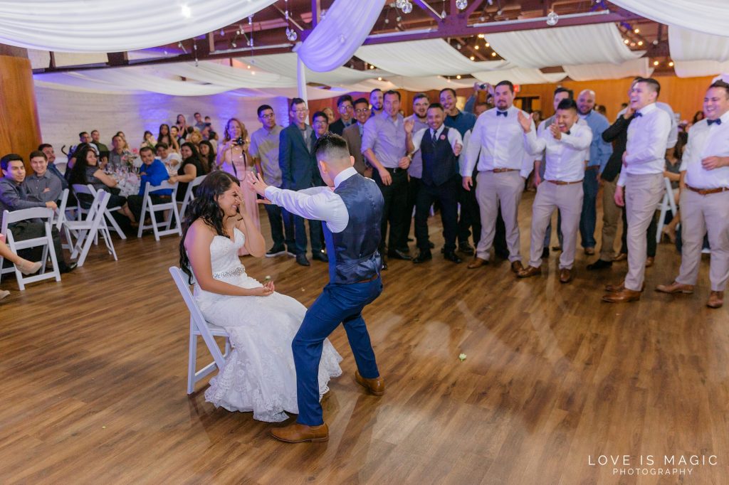 groom dancing, garter toss