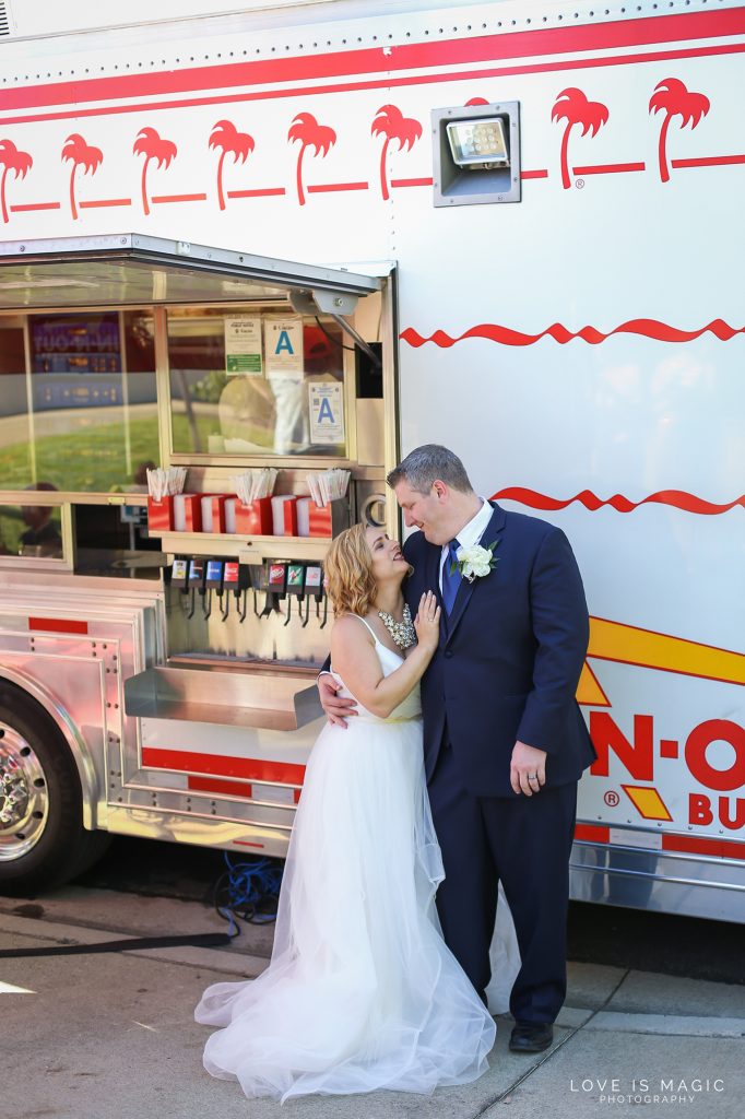 In-n-Out Food Truck, In-n-Out Wedding, Couple Photos, Wedding Photos