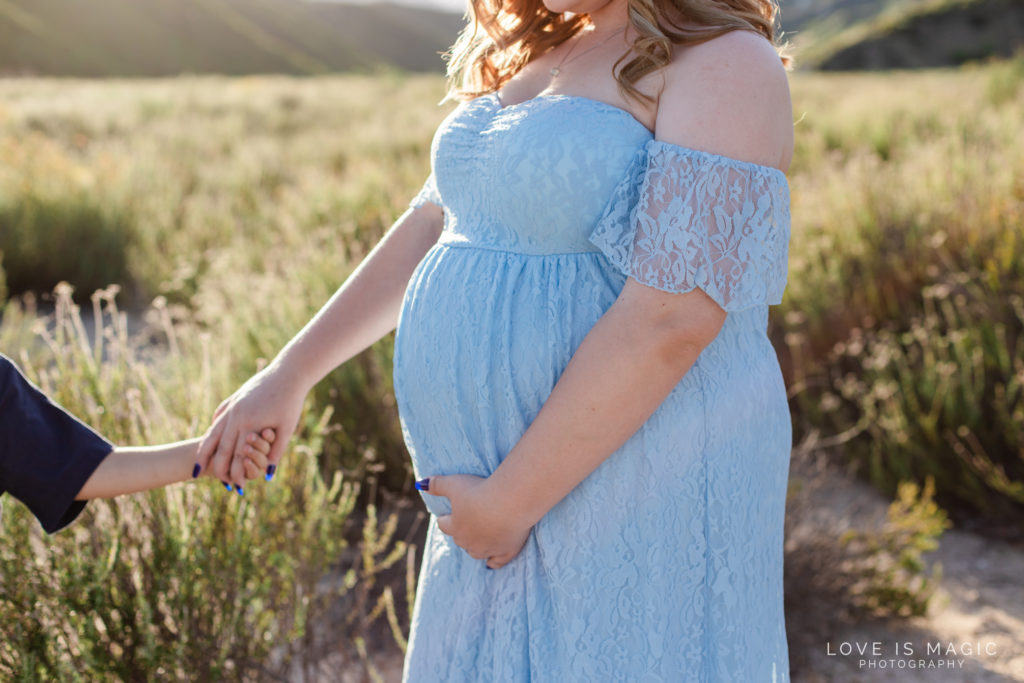 Fontana Maternity | Fontana Photographer | Desert Maternity Photographer | Desert Vibes Maternity | Maternity Photographer Destinee
