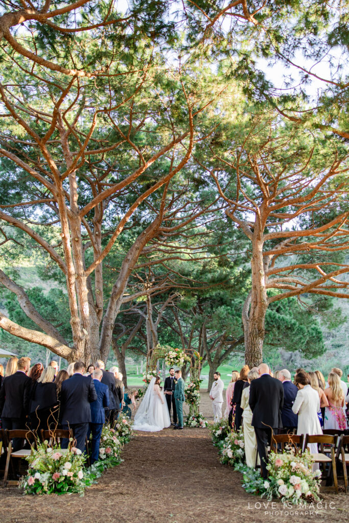 Aberdeen wedding ceremony on a golf course