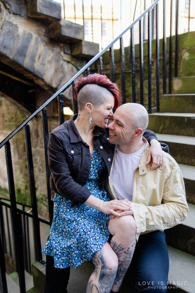 Edinburgh engaged couple kiss in Stockbridge