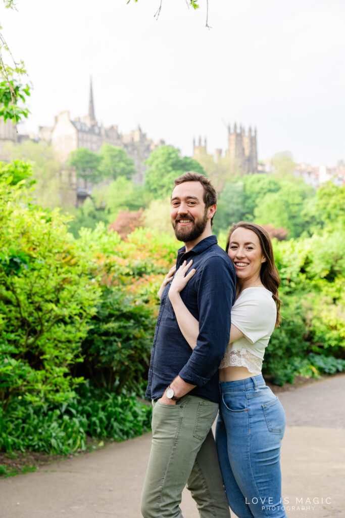 Princes-Street-Gardens-Engagement-Edinburgh-Engagement-Scott-Monument-Edinburgh-Castle-Engagement-Edinburgh-Photographer-Edinburgh-Engagement-Photographer-Engagement-Photographer