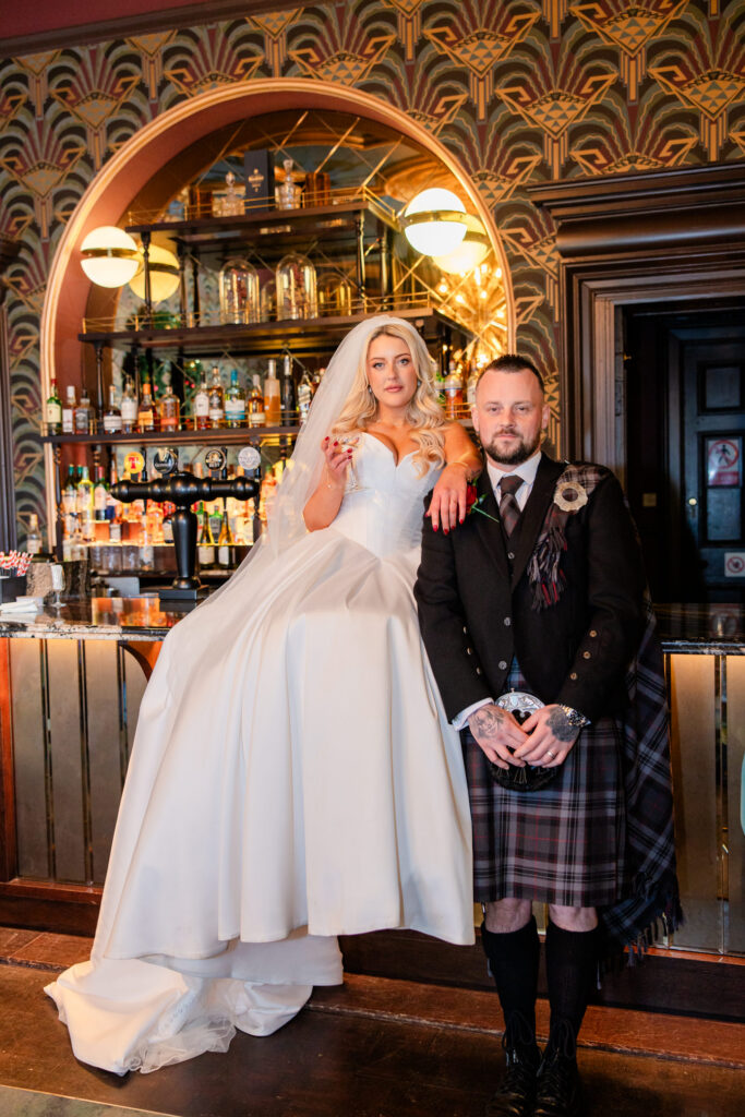 Gatsby-Style Art Deco Bar